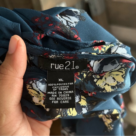 Rue21 Blue Lace-Up Long Sleeve Blouse - Picture 5 of 6